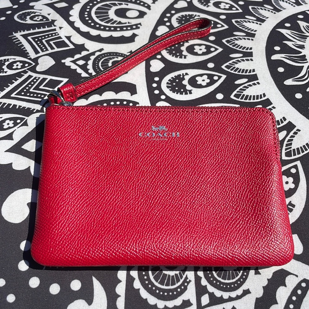 NWT Bright Cardinal Coach Corner Zip Wristlet